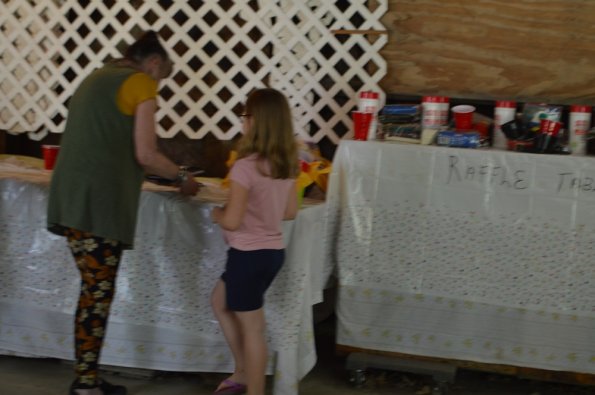 Raffle Mary & Avery